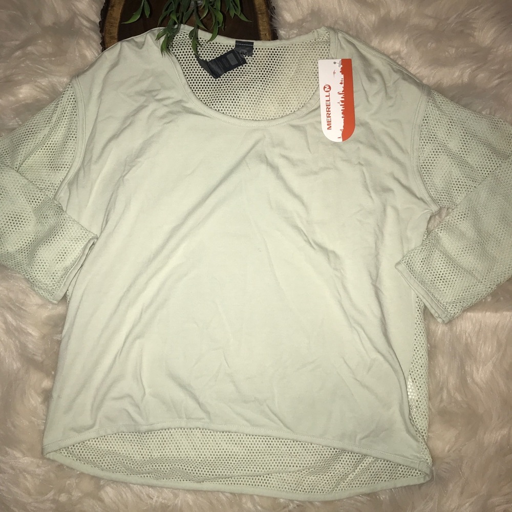 Merrell Salina Mesh 3/4 Athletic Top in Almost Aqua NWT Size Small